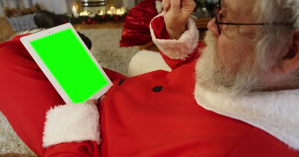 Santa claus segítségével digitális tabletta — Stock videók