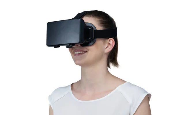 Kvinna med hjälp av virtuell verklighet headset — Stockfoto