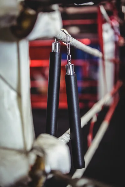 Nunchaku accroché à la bague — Photo