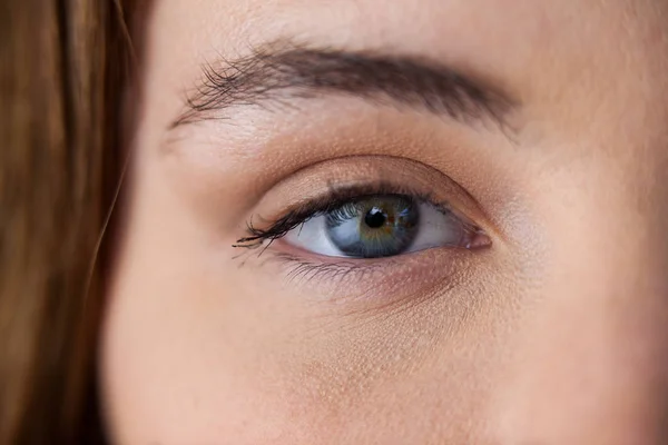 Mooie ogen van een vrouw — Stockfoto