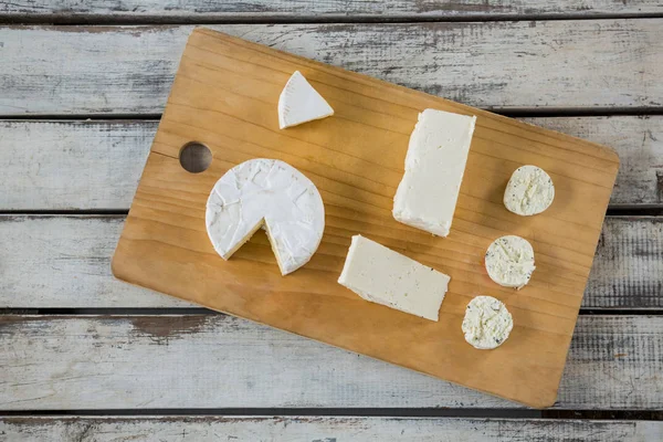 Diferentes tipos de queso — Foto de Stock