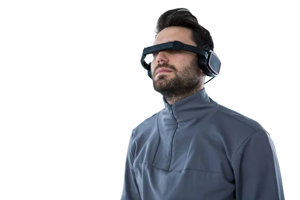 Ο άνθρωπος που χρησιμοποιούν σετ κεφαλής εικονικής πραγματικότητας — Φωτογραφία Αρχείου