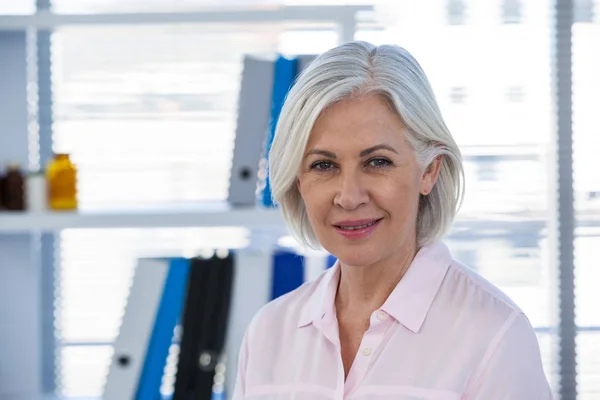 Patienten leende på klinik — Stockfoto