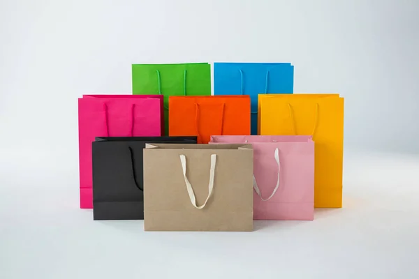 Bolsas de compras coloridas —  Fotos de Stock