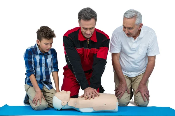 Paramedic training cardiopulmonary resuscitation — Stock Photo, Image