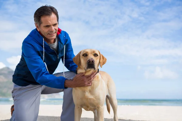 Man with his pet dog — Stock Photo, Image