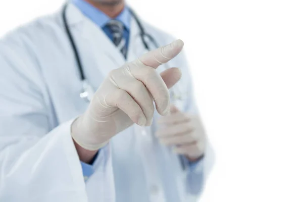 Γιατρός αγγίζει μια ψηφιακή οθόνη — Φωτογραφία Αρχείου