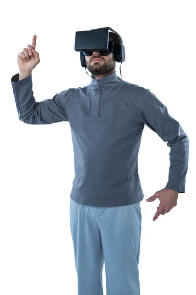 Mann med virtuelle virkelighetshodetelefoner – stockfoto