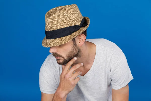 Человек в шляпе-шляпе — стоковое фото