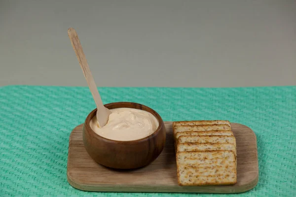 Kaas dip met knoflook brood — Stockfoto