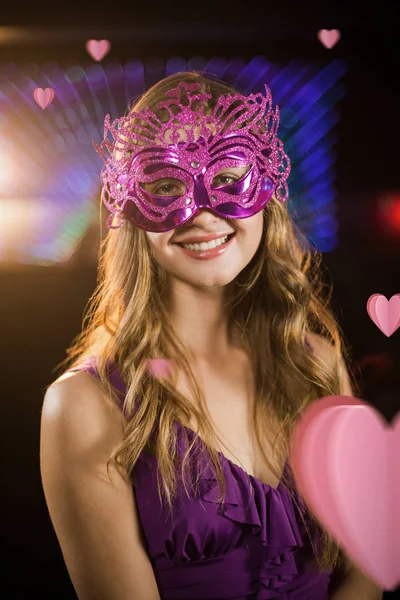 Woman wearing masquerade in bar — Stock Photo, Image