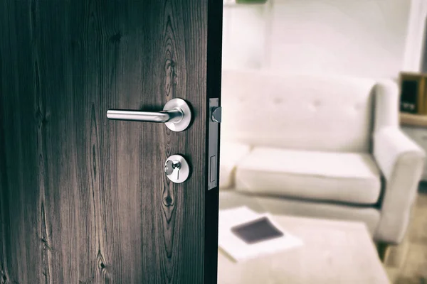 Closeup of door with doorknob — Stock Photo, Image
