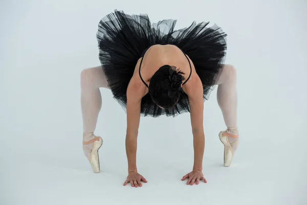 Balerin pratik bale dans — Stok fotoğraf