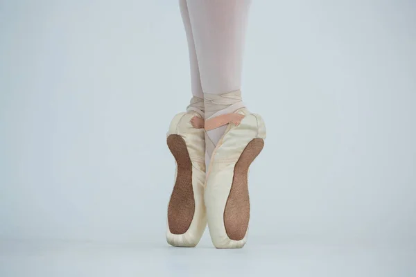 Ballerino practising ballet dance — Stock Photo, Image