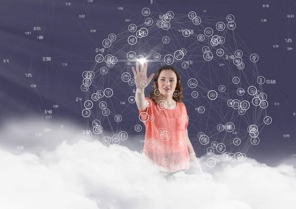 Kvinna i moln röra anslutande ikoner — Stockfoto