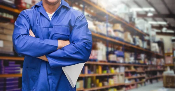 Supervisor standing with arms crossed — Stock Photo, Image