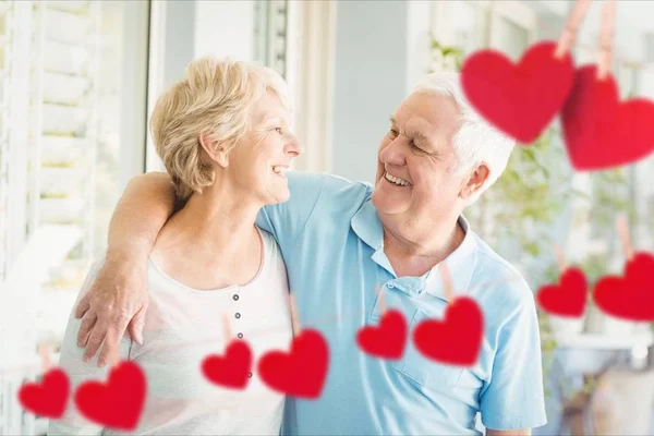 Senior couple embracing — Stock Photo, Image