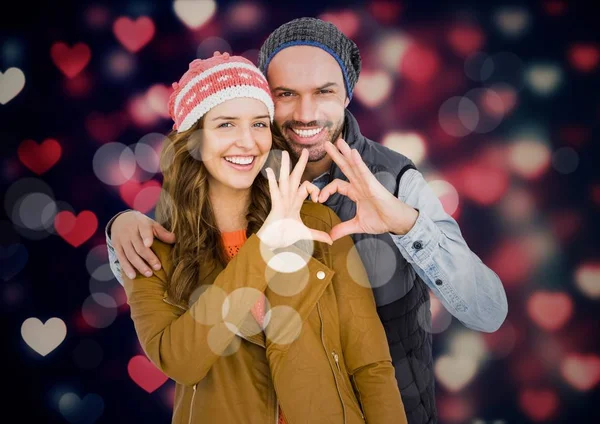 Paar maken van hart vorm met handen — Stockfoto