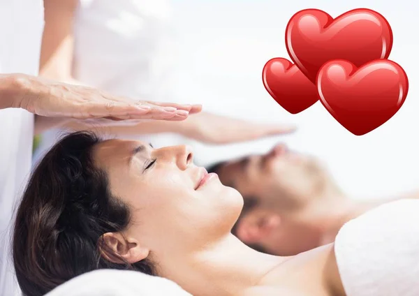 Schöne Frau erhält Wellness-Massage — Stockfoto