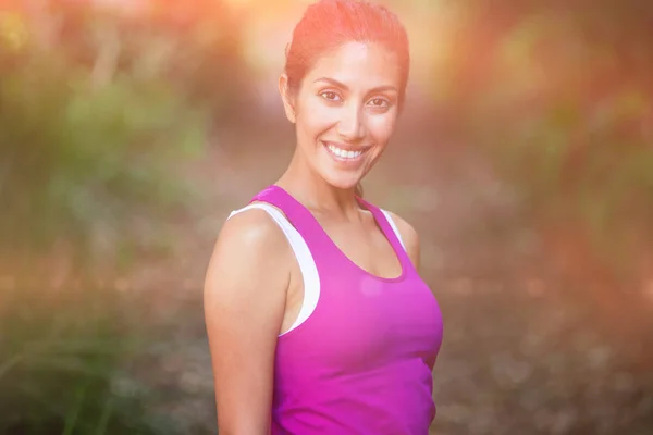 Portrait of smiling fit woman — Stock Photo, Image