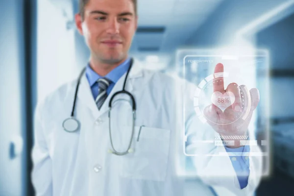 Bir dijital ekran dokunma doktor — Stok fotoğraf