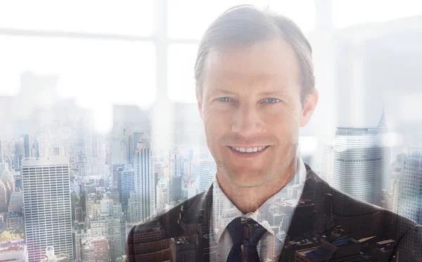 Confident businessman standing — Stock Photo, Image