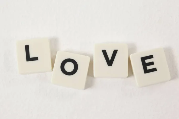 Λευκό μπλοκ εμφανίζοντας μήνυμα αγάπης — Φωτογραφία Αρχείου