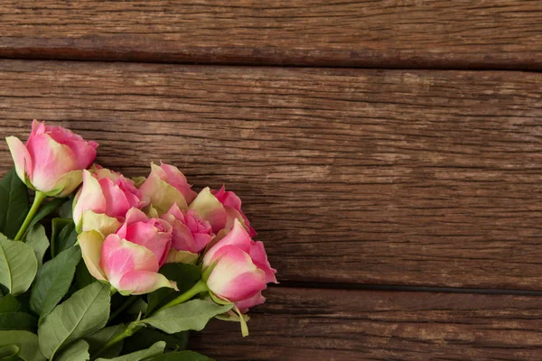 Bunch of pink roses — Stock Photo, Image