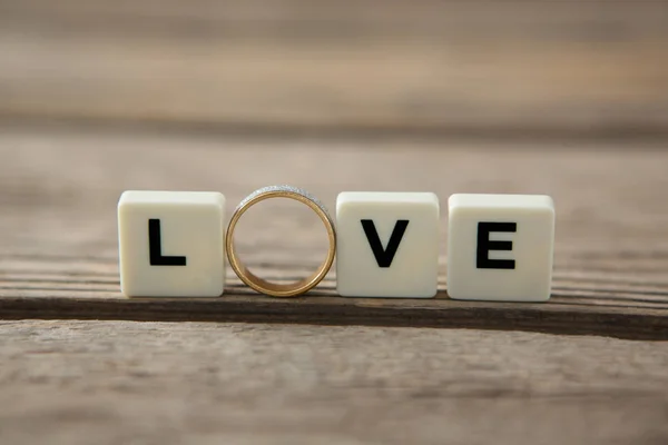 愛のメッセージを表示する白いブロック — ストック写真