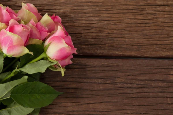 Bunch of pink roses — Stock Photo, Image