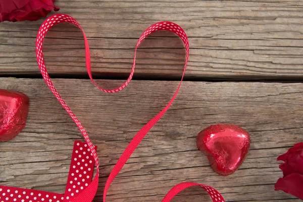 Ribbon in heart shape and  decoration — Stock Photo, Image