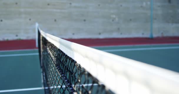 Tennis net in tennis court — Stock Video