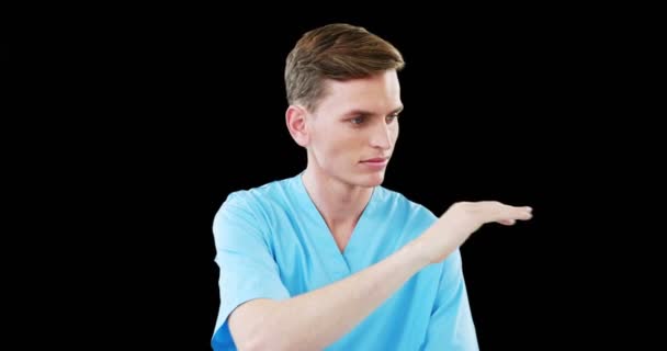 Dijital ekran kullanan cerrah — Stok video