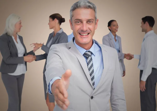 Handdruk voor zakenmensen — Stockfoto