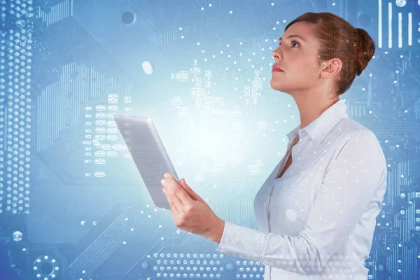 Affärskvinna med digital tablett — Stockfoto