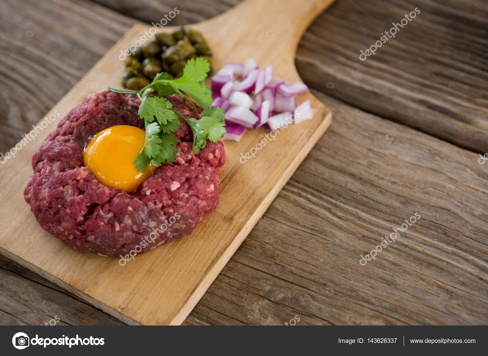 Kıyılmış Yumurta Ve Soğan Salatası Kıyılmış Yumurta Ve Soğan Salatası