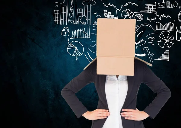 Cara de mujer de negocios cubierta con caja de cartón — Foto de Stock