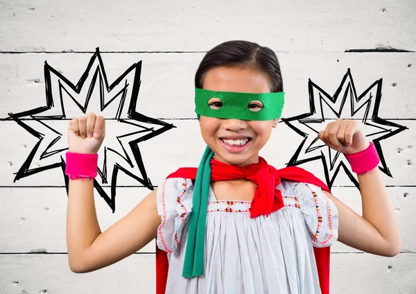 Retrato de niño en capa roja y máscara verde de pie con puño — Foto de Stock