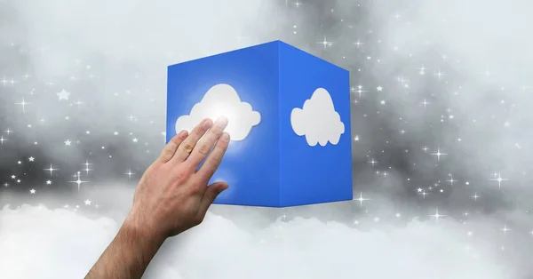 Mão homem tocando uma computação em nuvem — Fotografia de Stock