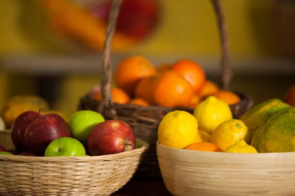 Close-up of various fruit in organic section — Stock Photo, Image