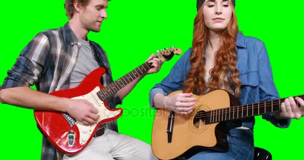 Gitar çalmaya müzisyenler — Stok video