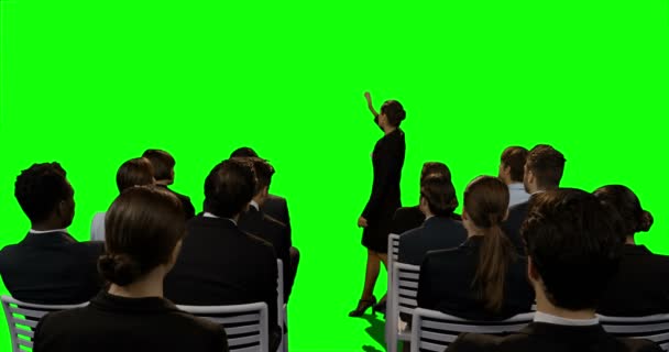 Empresária dando apresentação na tela digital futurista — Vídeo de Stock