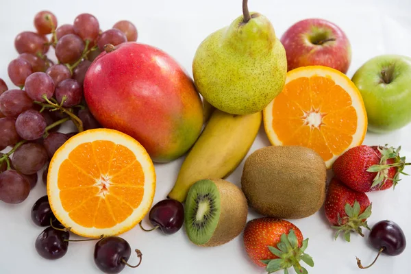 Close-up de vários tipos de frutas — Fotografia de Stock