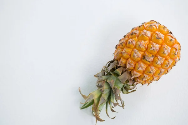 パイナップルのオーバーヘッド — ストック写真