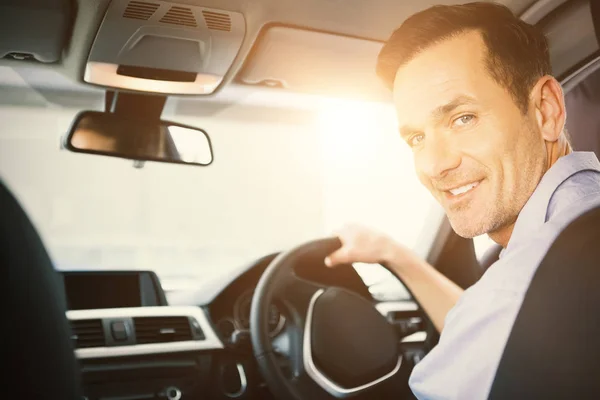 Homem carro de condução — Fotografia de Stock