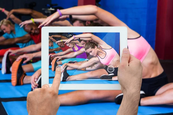 Ruce pomocí digitálních tablet — Stock fotografie