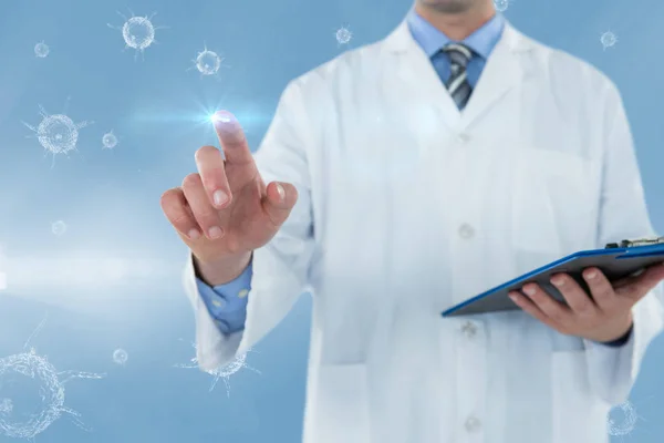 Immagine composita del medico che tiene appunti mentre tocca l'interfaccia trasparente 3d — Foto Stock