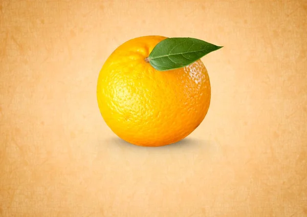 Citron mot orange bakgrund — Stockfoto
