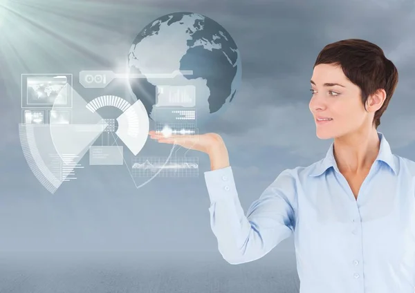 Vrouw met open palm hand onder wereld earth globe interface — Stockfoto