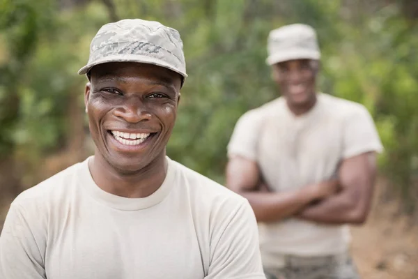 Ritratto di soldati militari felici — Foto Stock